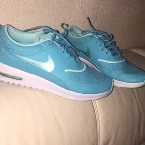 Nike sport shoes 🖤